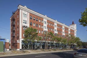 Gelfand Partners Architects - California Hotel